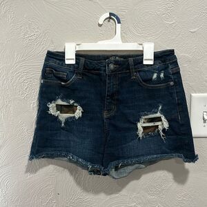 Judy Blue Camo Patch Dark Wash Denim Shorts Size Medium